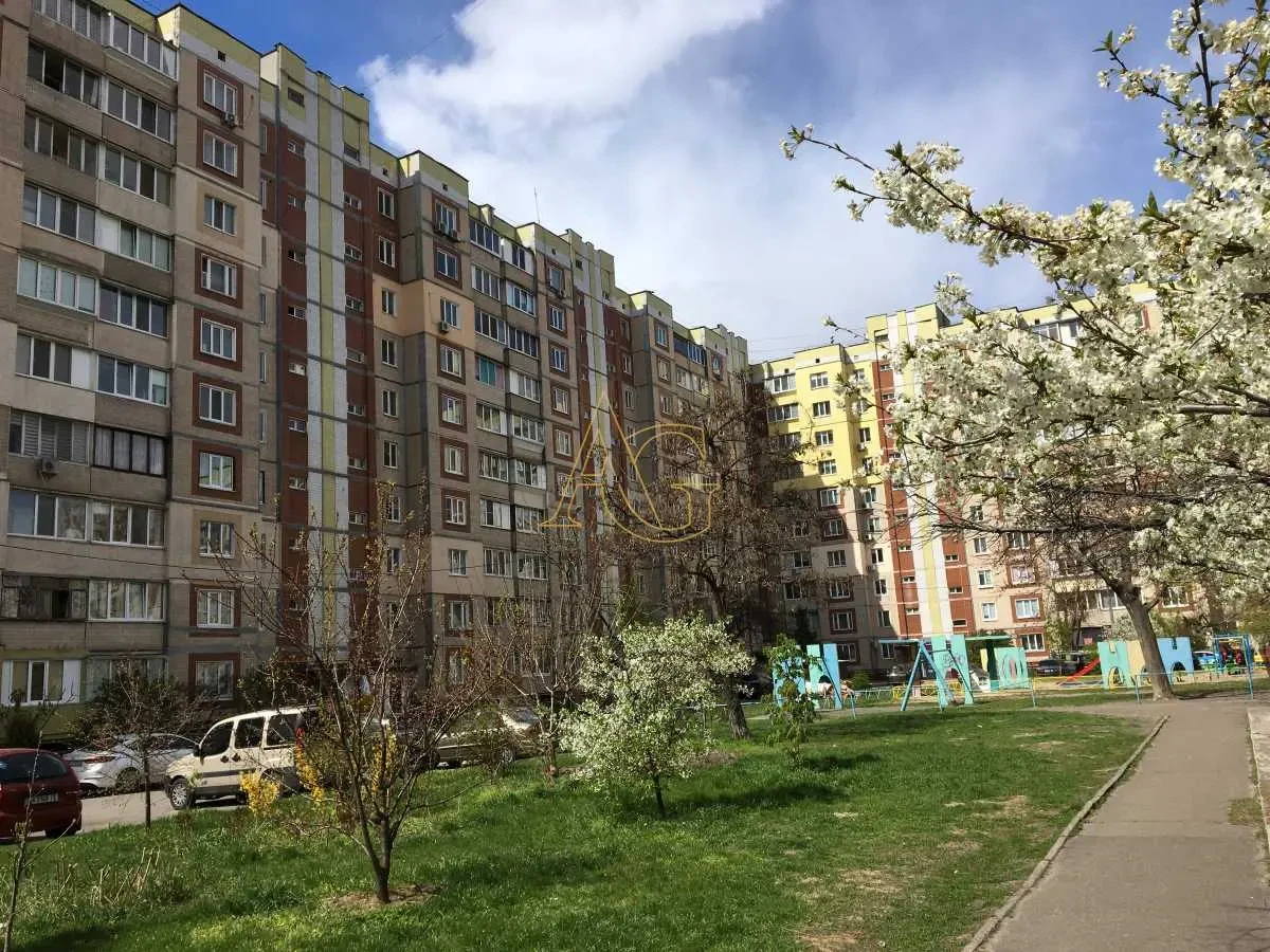 2-к квартира Київ, Деснянський, Сержа Лифаря 4 12