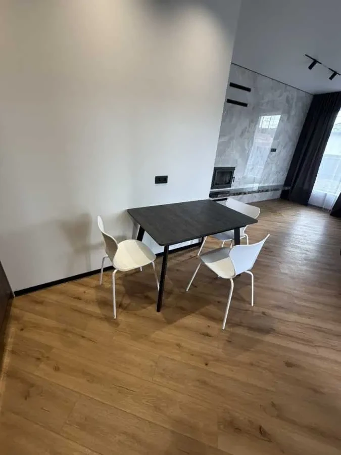 3-к будинок Броварський, Рожівка, Сковороди 21