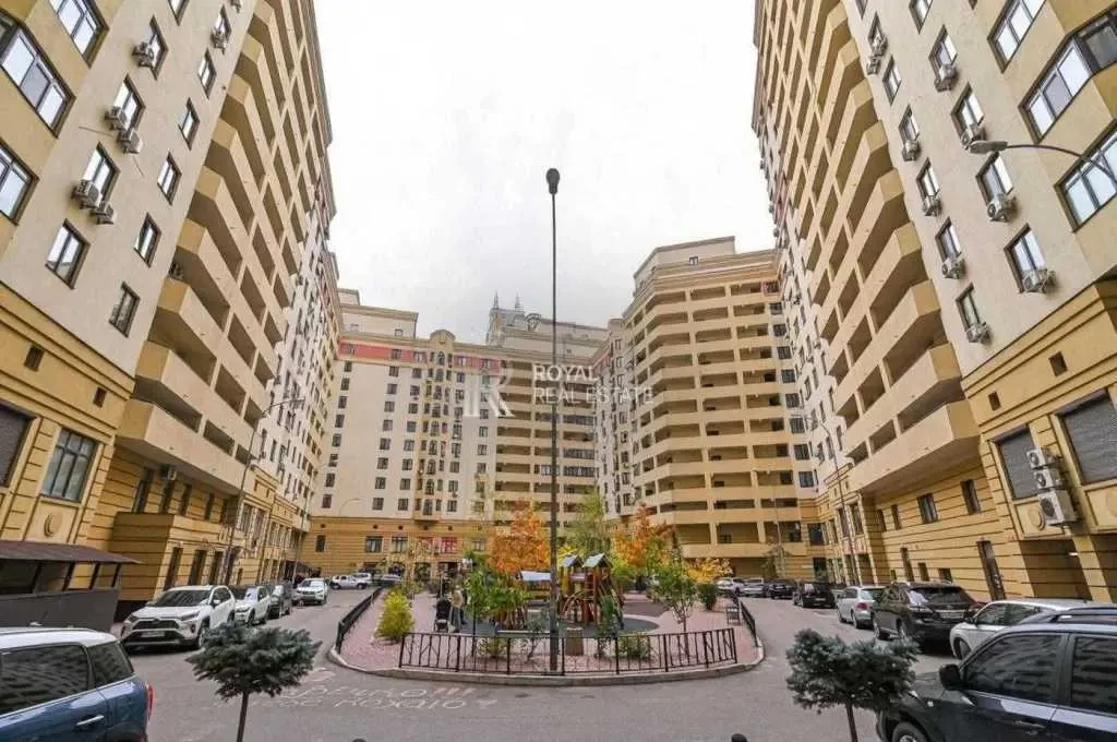 5-к квартира Київ, Шевченківський, Дмитрівська 75 23