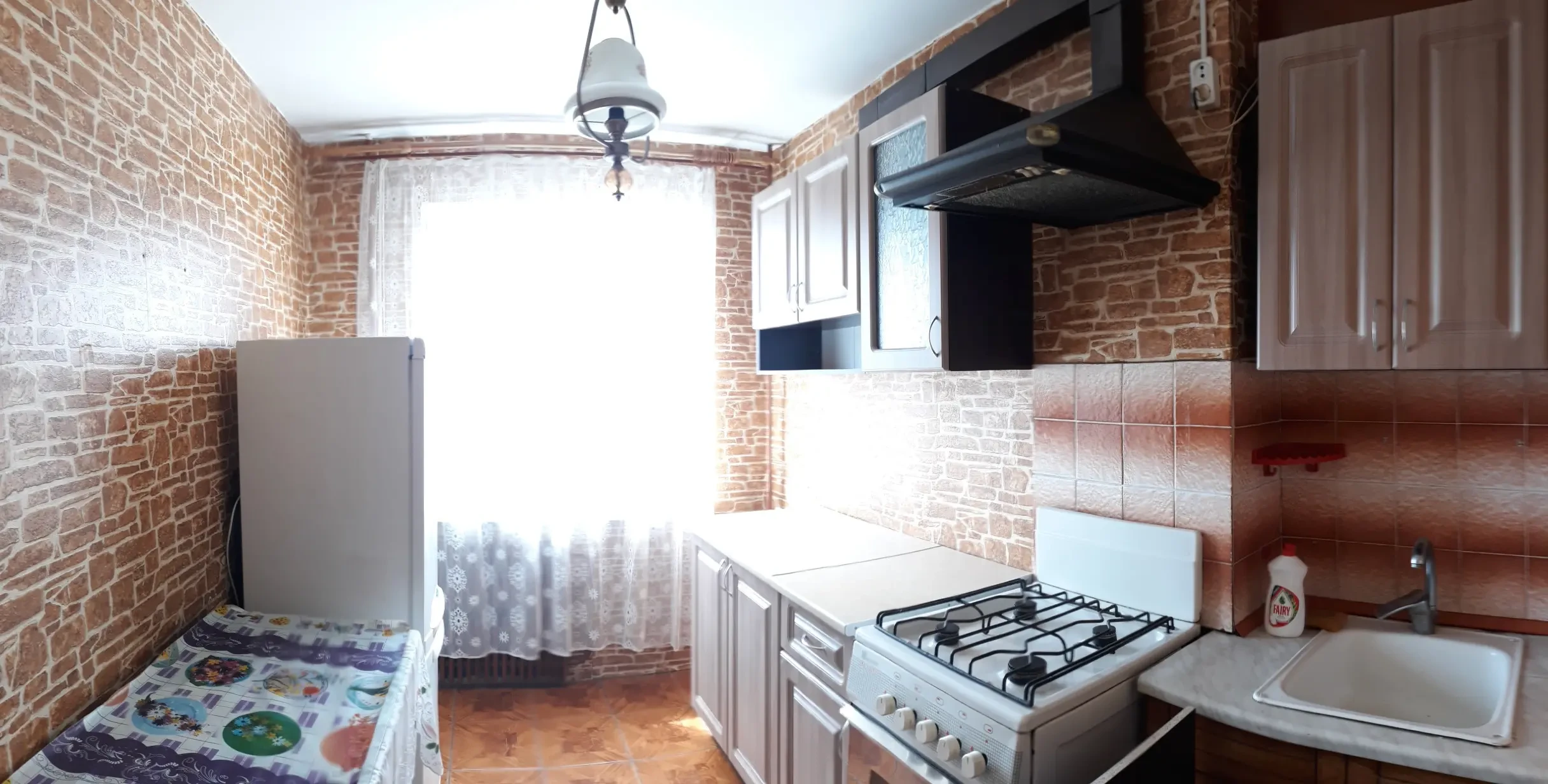 Оренда 2-кім. квартири 50 м.кв., в. Наукова 5