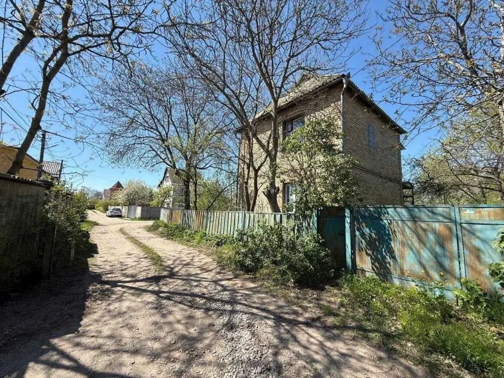 5-к дача Київ, Дарницький, Центральна 24