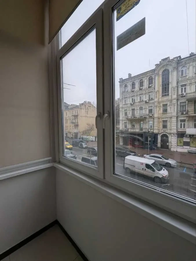 офісне приміщення Київ, Печерський, Шота Руставелі 1 5