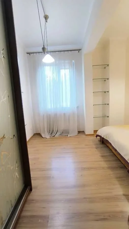 4-к квартира Львів, Франківський, Сахарова 58 5