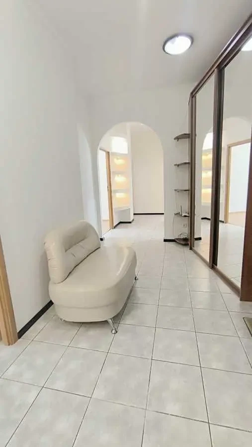 4-к квартира Львів, Франківський, Сахарова 58 11