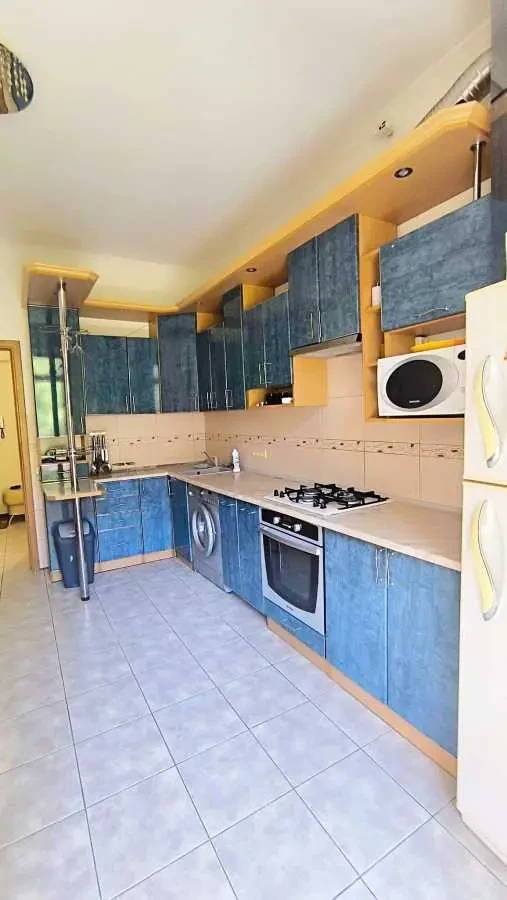 4-к квартира Львів, Франківський, Сахарова 58 9