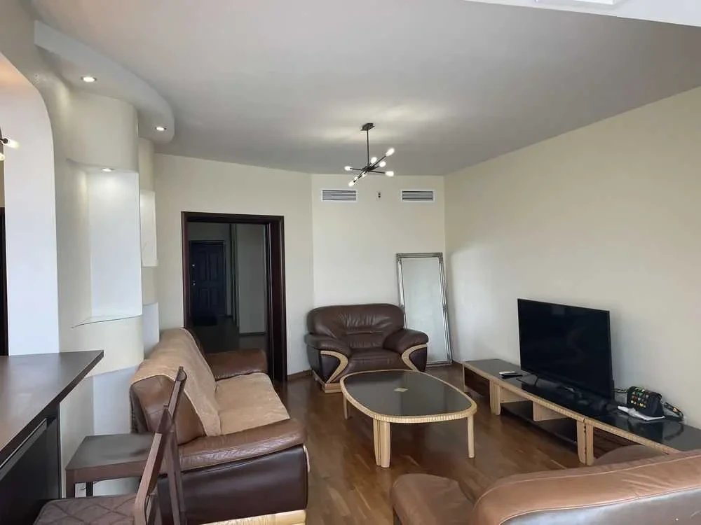 4-к квартира Дніпро, Центральний, Гоголя 20Б 4