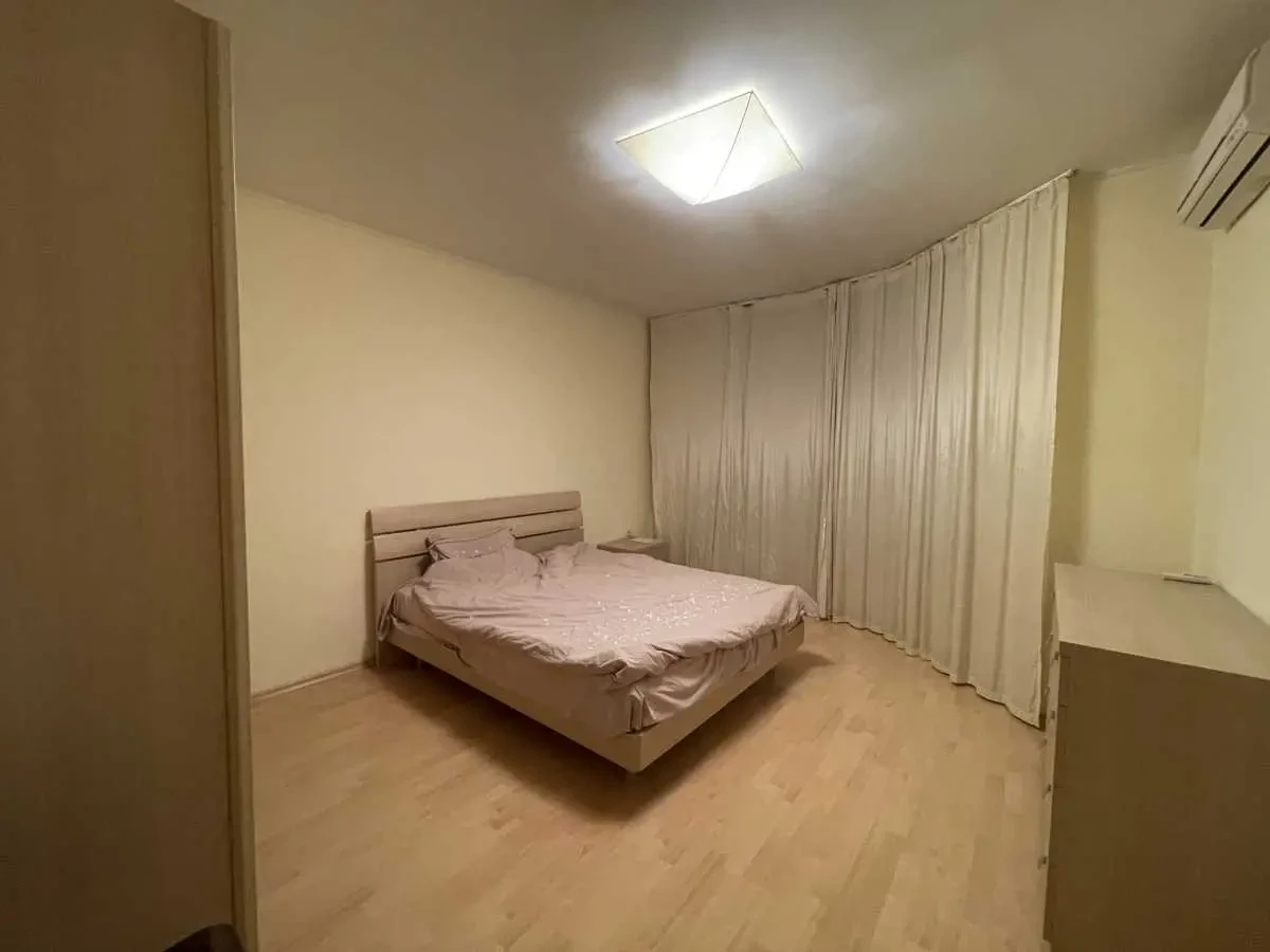 3-к квартира Київ, Голосіївський, Голосіївський 130/57 5