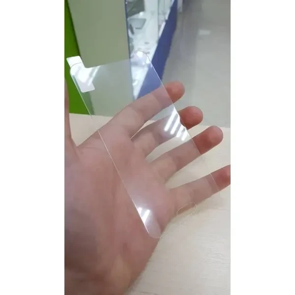 Захисне скло Samsung Galaxy J3 2017 J330 2