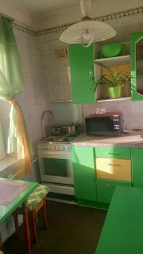 кімната Київ, Деснянський, Лісовий 17
