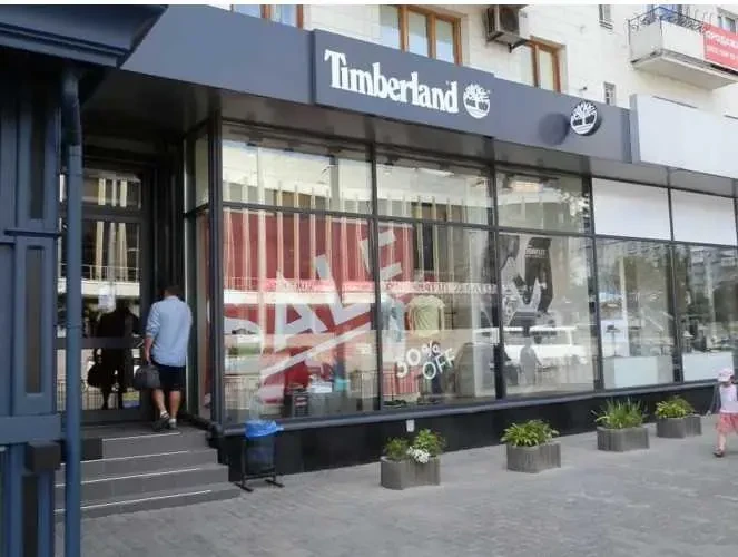 торгові площі Київ, Шевченківський, Велика Васильківська 3