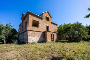 7-к будинок Пустомитівський, Виннички, Калнишевського