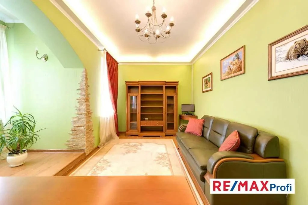 7-к будинок Фастівський, Глеваха, Освіти 15