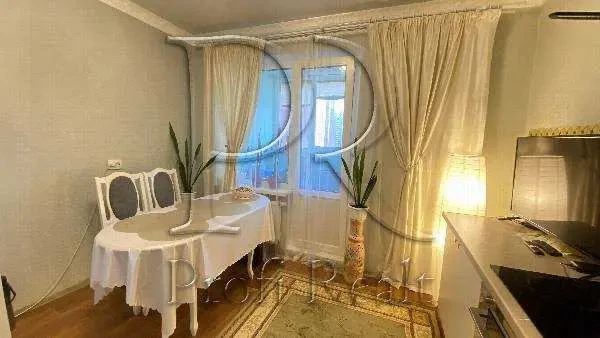 3-к квартира Київ, Подільський, Данченка Сергія вулиця 1