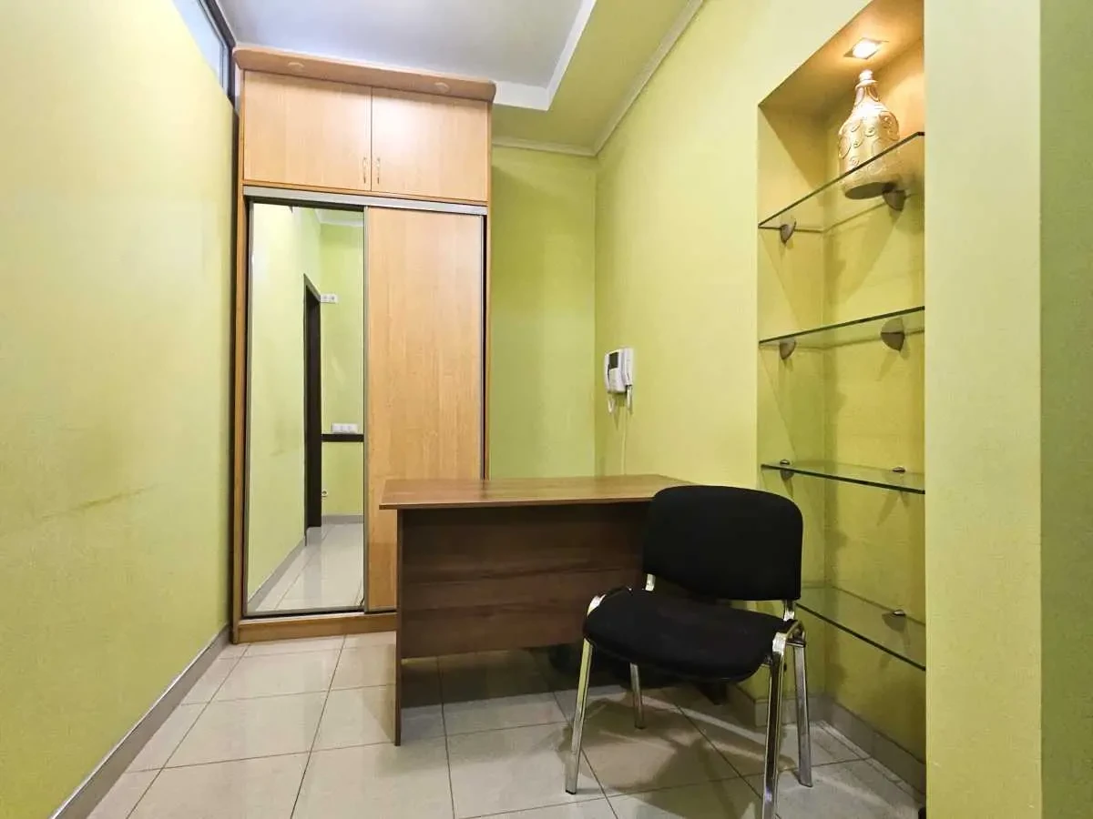 офісне приміщення Київ, Шевченківський, Богдана Хмельницького 68 13