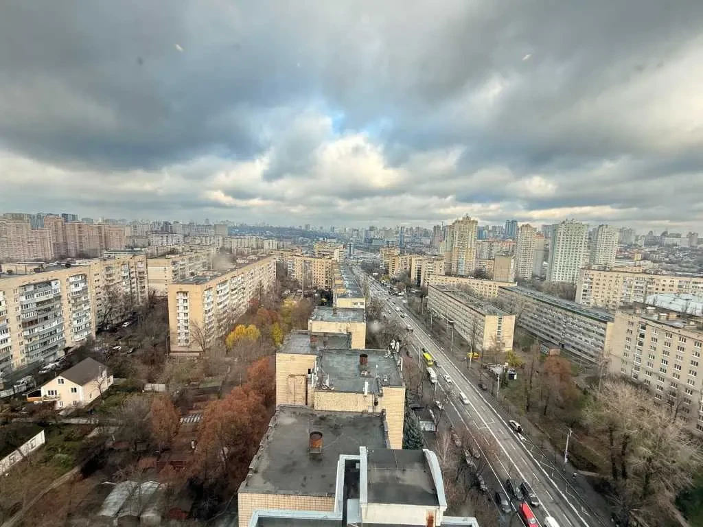 3-к квартира Київ, Голосіївський, Науки 30 20
