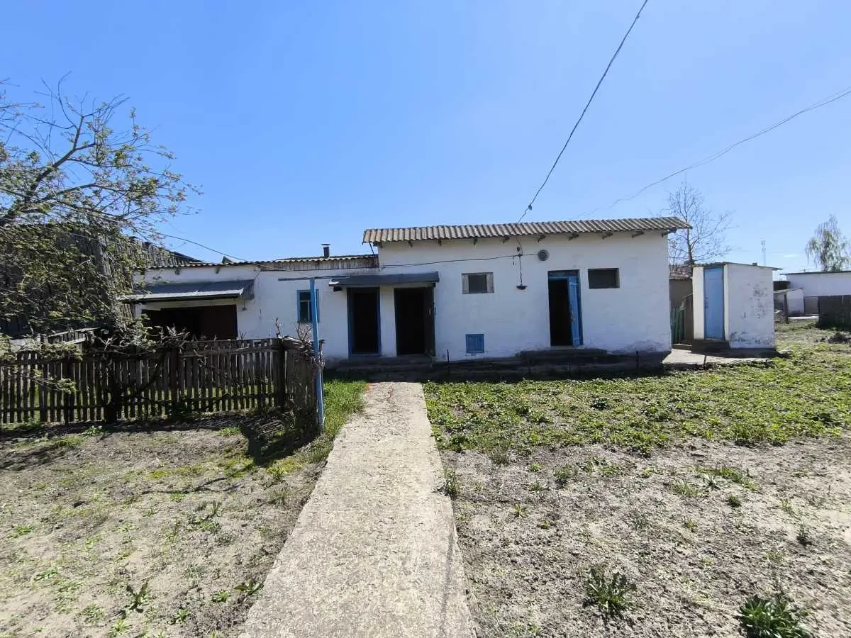 4-к будинок Брусилівський, Брусилів, Садова 3 23