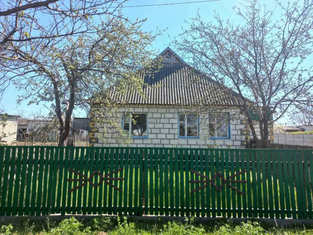 4-к будинок Брусилівський, Брусилів, Садова 3 3