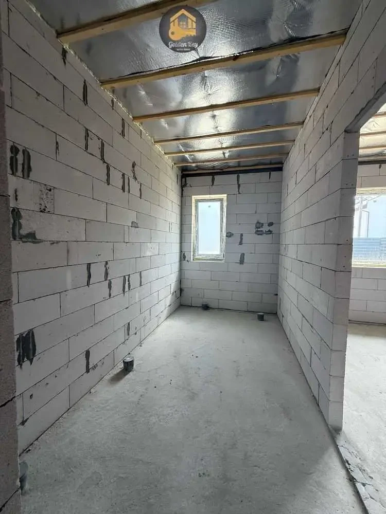 3-к будинок Бориспільський, Гора, Басейна 18