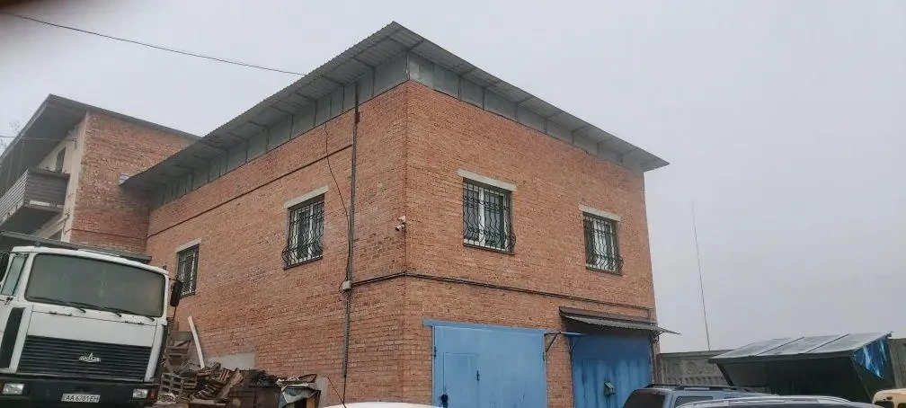 Сдам офис, гаражний бокс, склад, сто, майстерня
