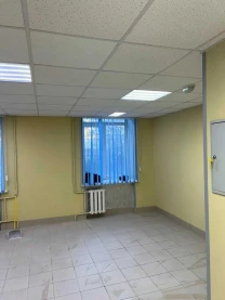 Оренда фасадного приміщення