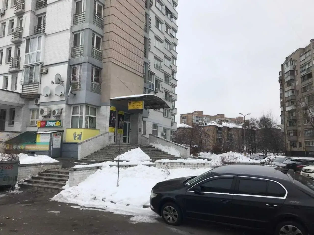 Сдам нежилую недвижимость Київ 3
