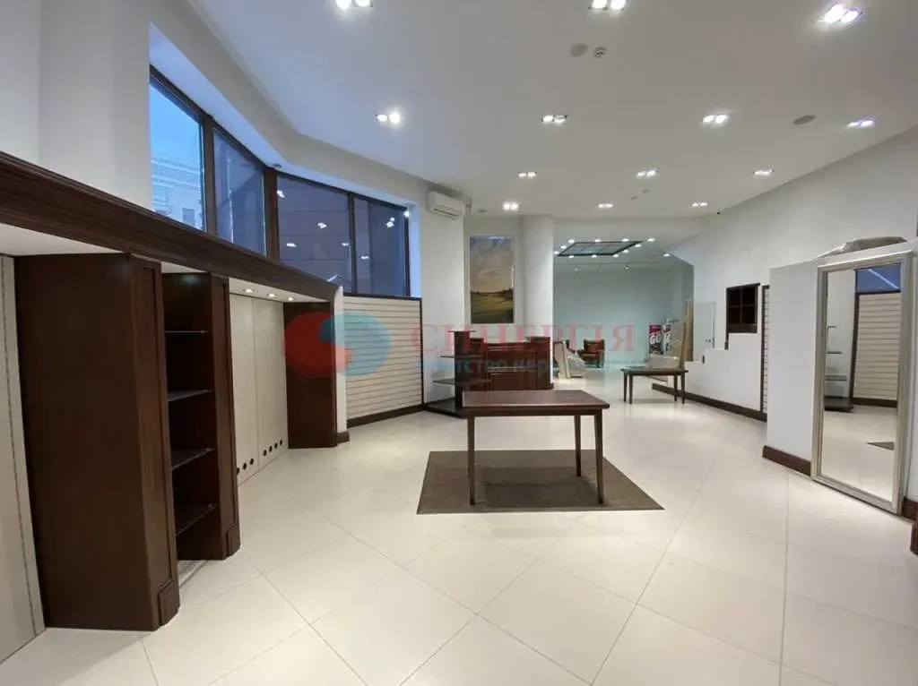 торгові площі Київ, Печерський, Кловський 7А 11