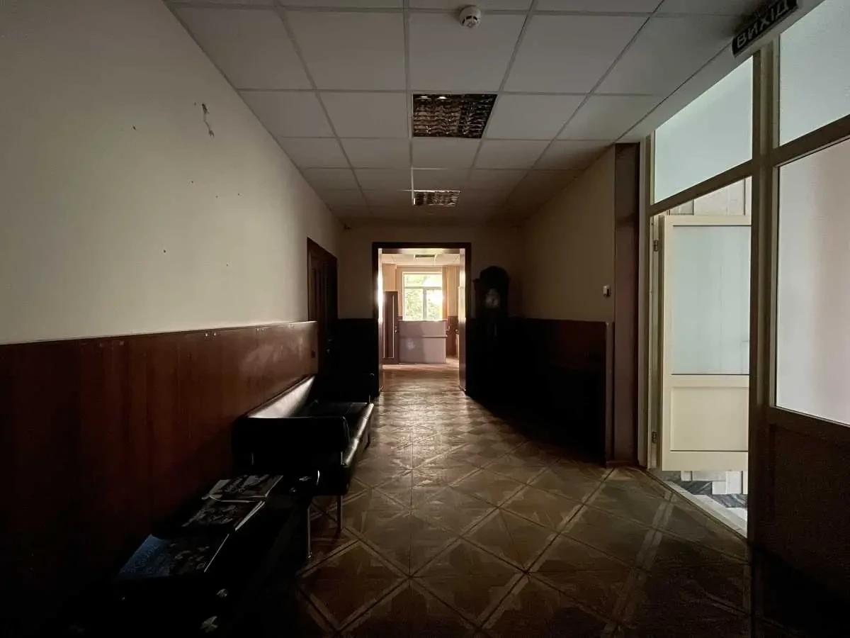об’єкт сфери послуг Броварський, Требухів, броварська 1а 8