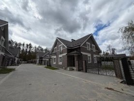 Продаж сучасного будинку в Києві Можливо єОселя дом