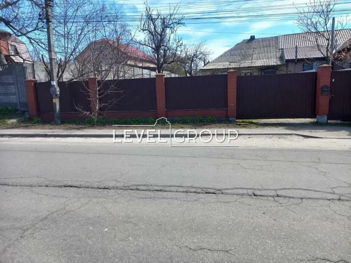 Продаж будинку з ділянкою 7 соток у Києві Солом’янський район
