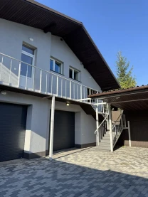 Продаж сучасної будівлі бізнес в Осокорках Київ