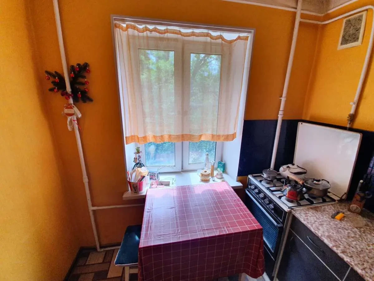 1-к квартира Київ, Печерський, Дружби Народів 8 3