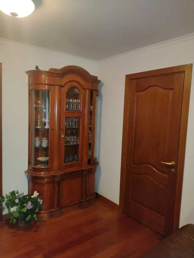 4-к квартира Київ, Печерський, Менделєєва 12
