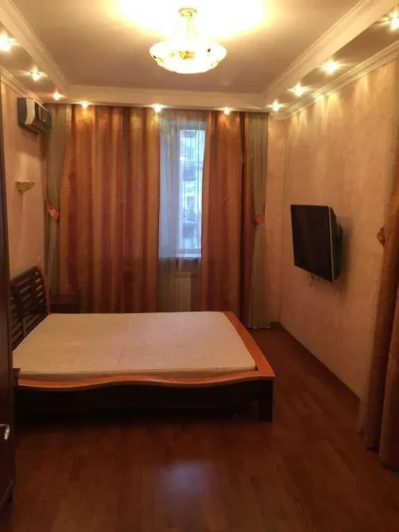 2-к квартира Київ, Печерський, Євгена Гуцала 5 5