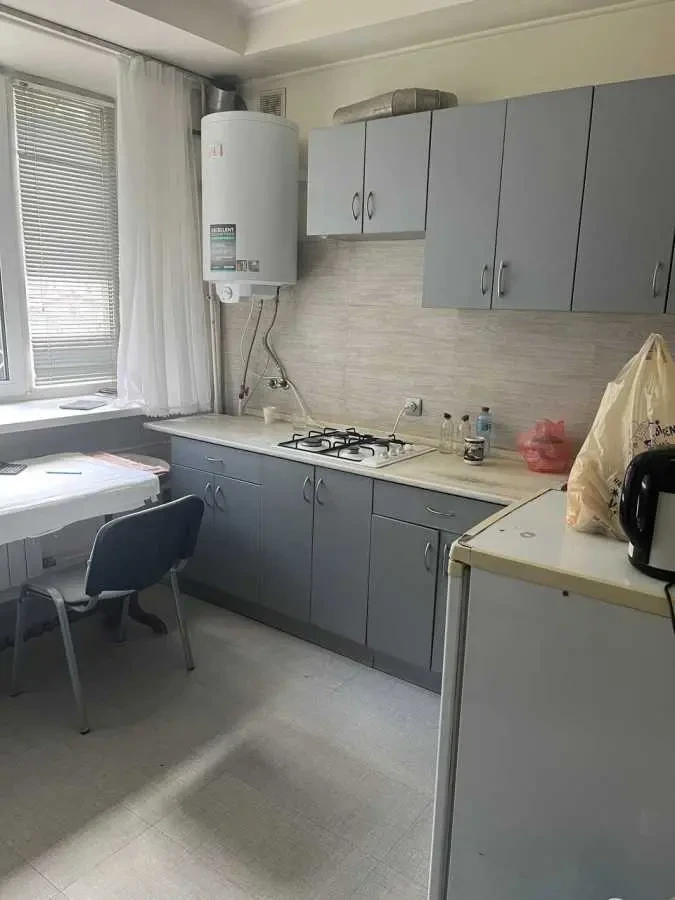 об’єкт сфери послуг Київ, Шевченківський, Берестейський 30 10