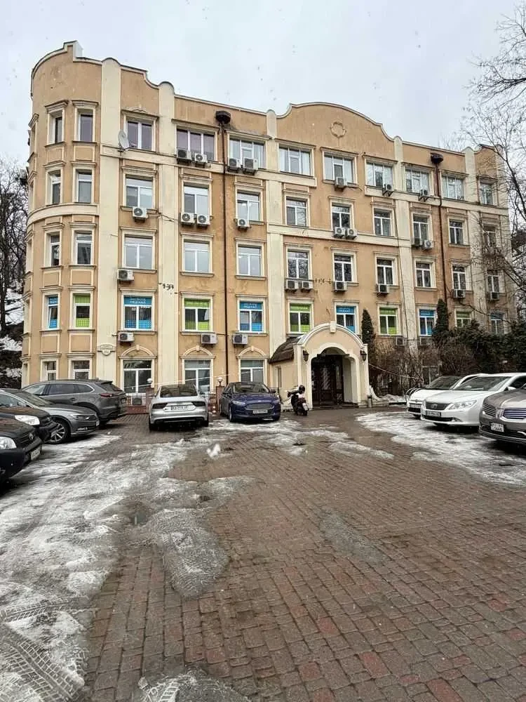 офісна будівля Київ, Шевченківський, Глибочицька 40 17