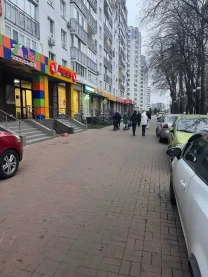 торгові площі Бучанський, Вишневе, Скрябiна 25