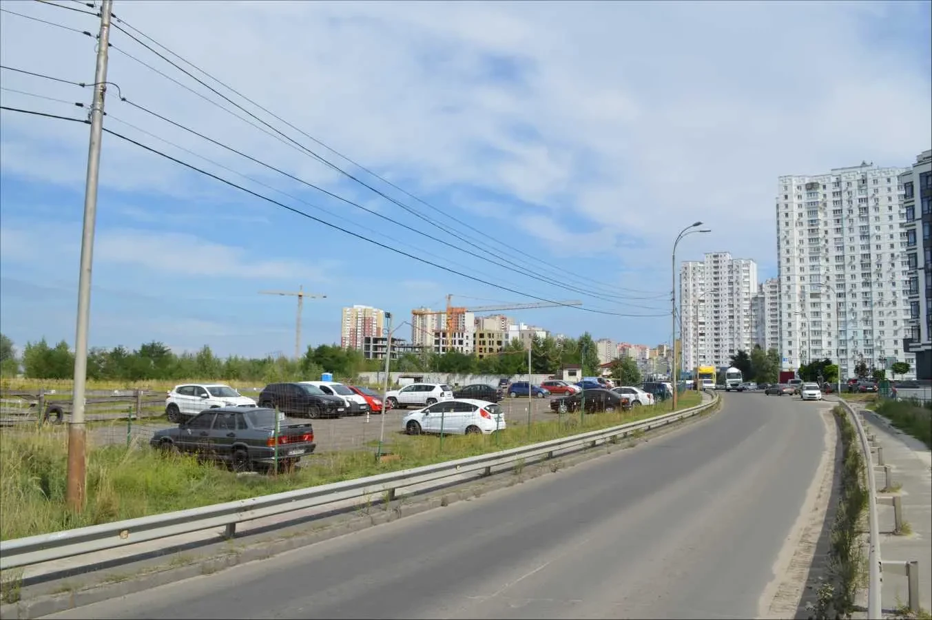 ділянка під житлову забудову Київ, Деснянський, Милославська 14