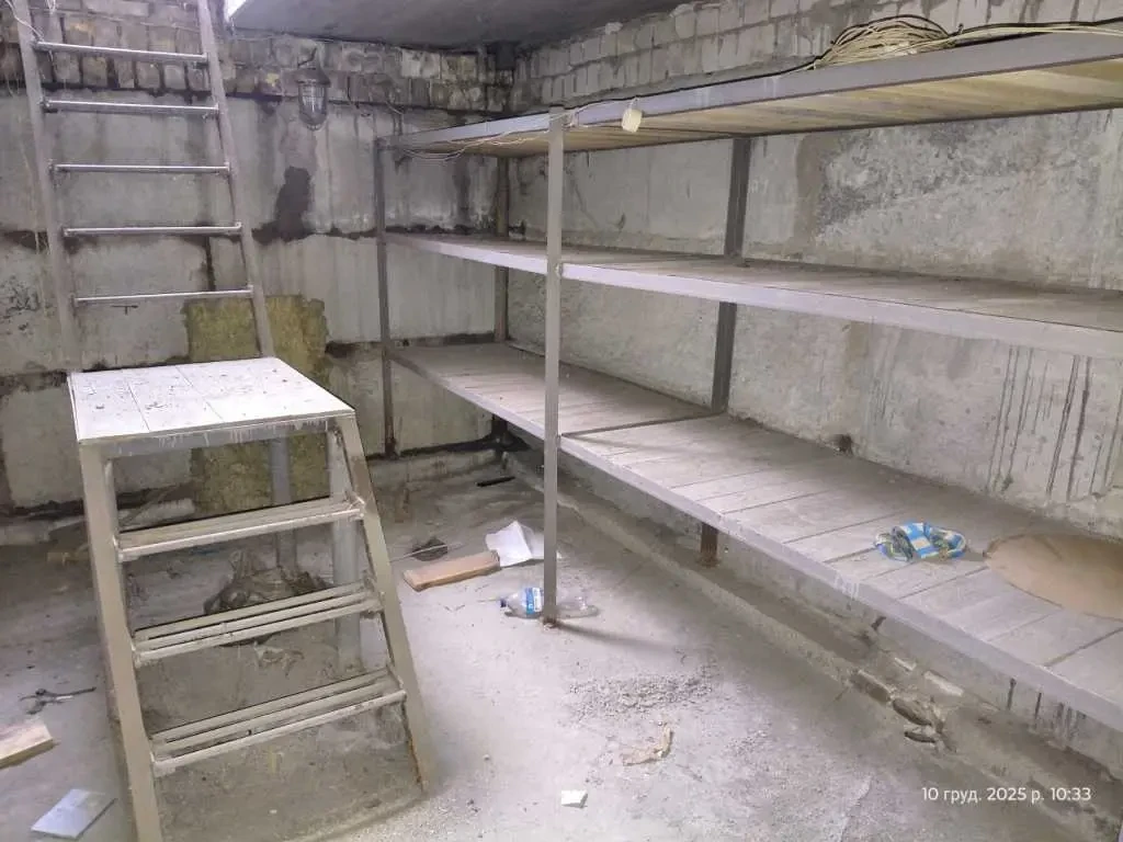 окремий гараж Київ, Деснянський, Пухівська 2 19