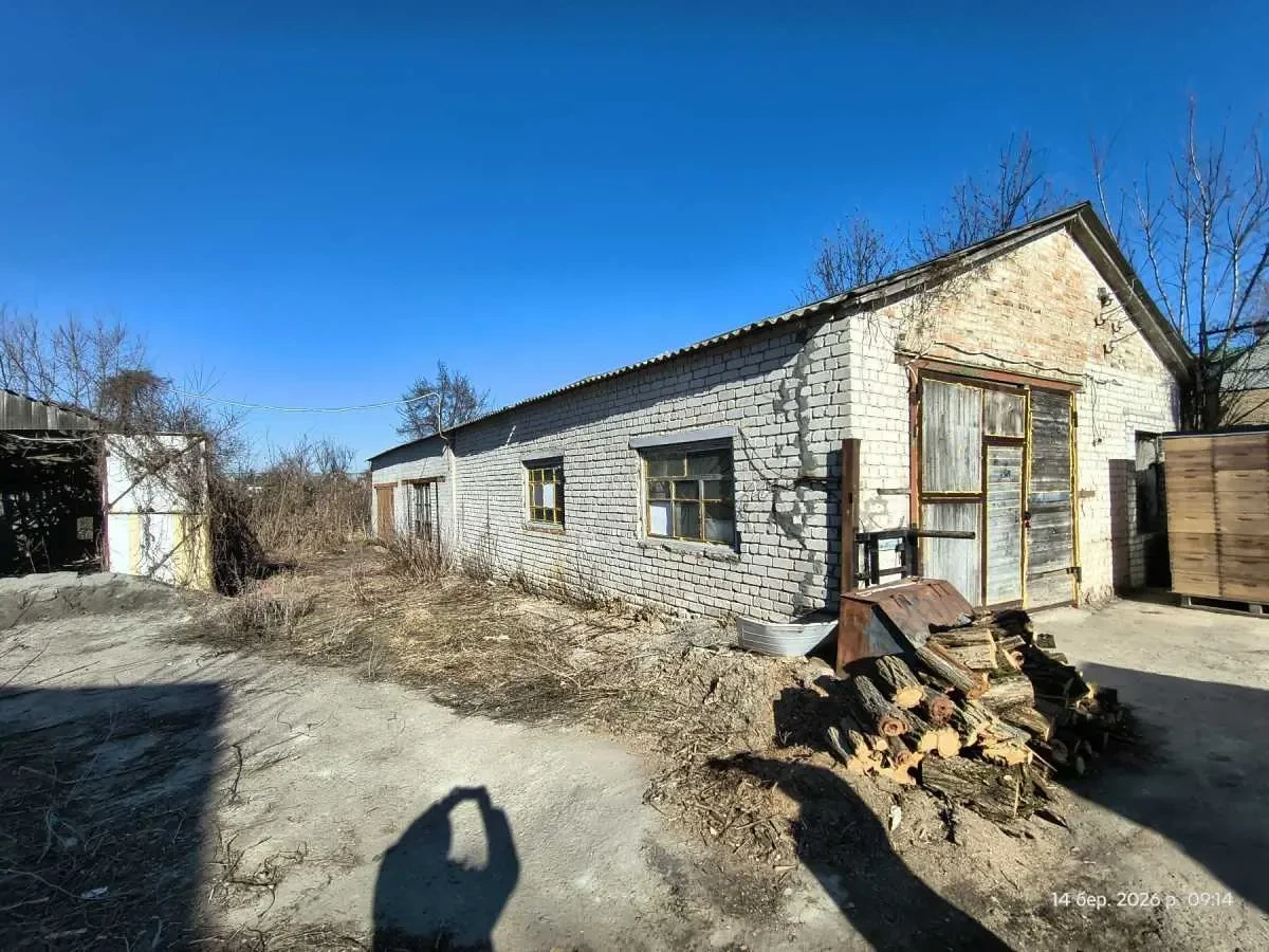виробничі приміщення Канівський, Канів, Іллєнка 16