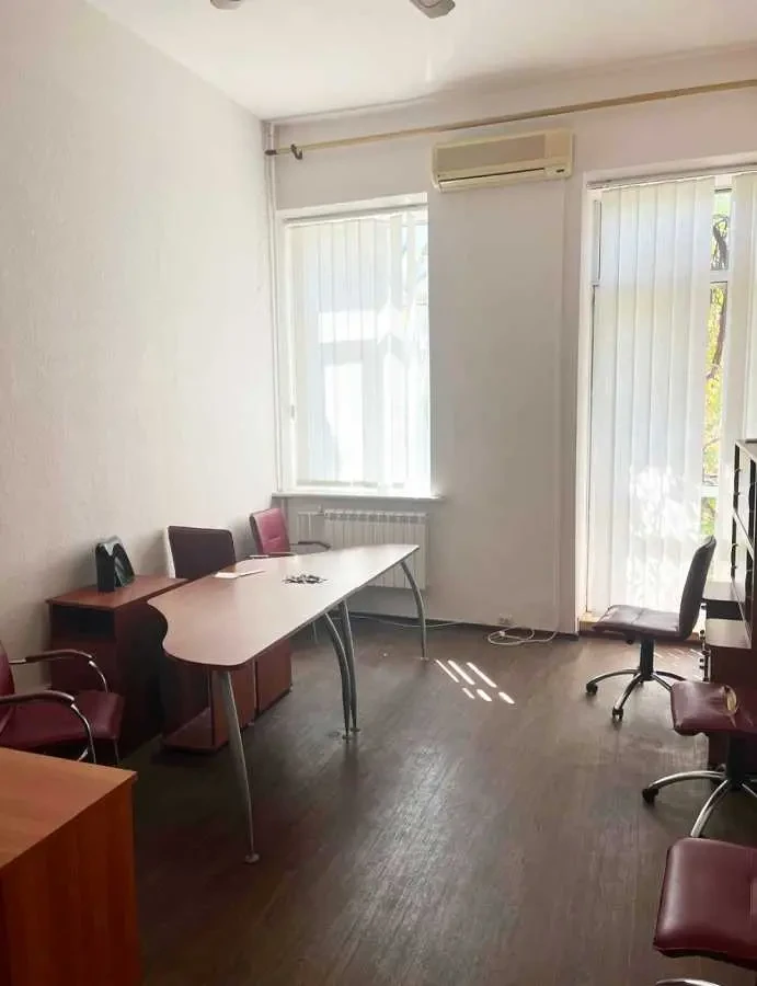 офісне приміщення Київ, Шевченківський, Миколи Лисенка 3