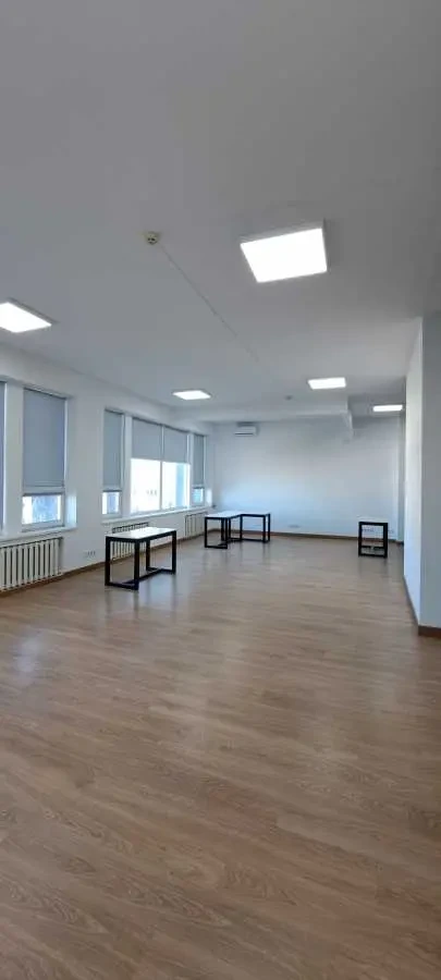офісна будівля Київ, Дніпровський, Євгена Сверстюка 11б 2