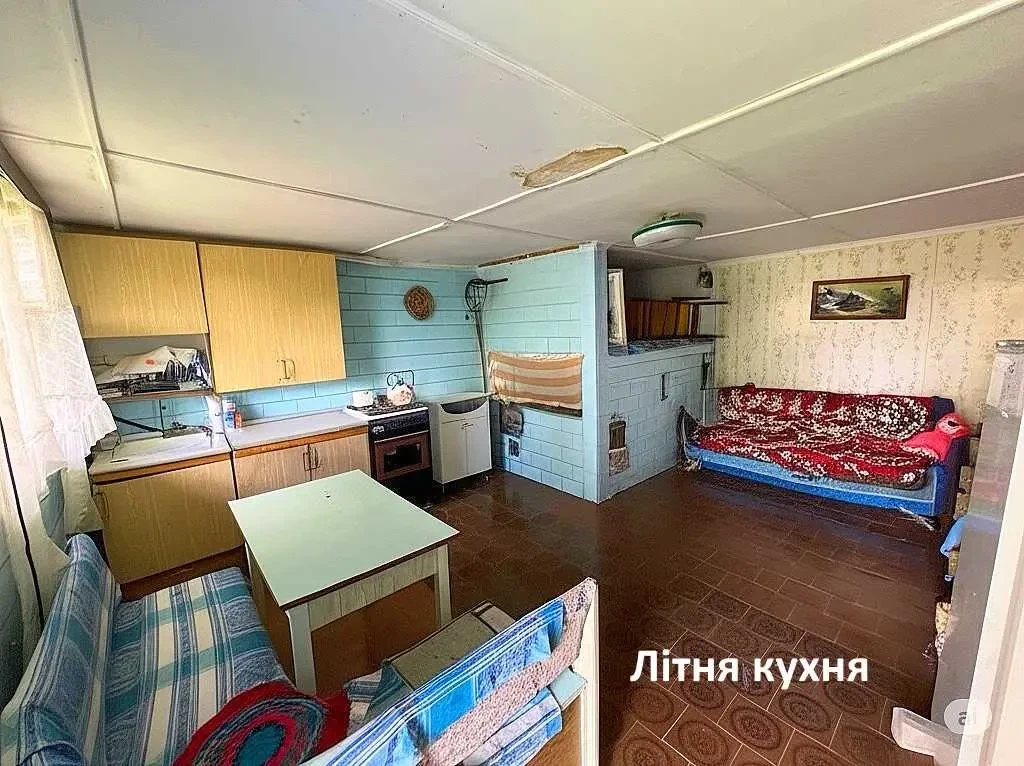 6-к будинок Бучанський, Макарів, Волошкова 16