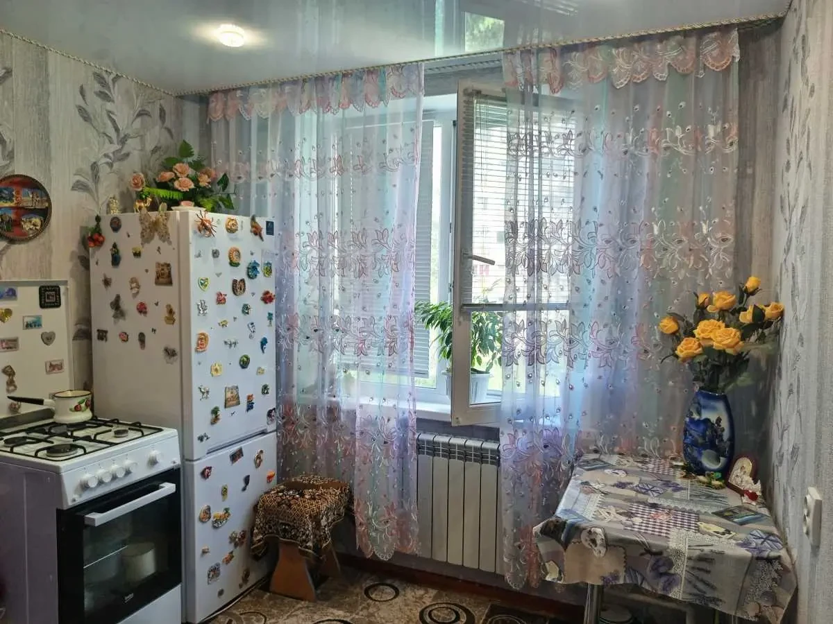 1-к квартира Кременчуцький, Кременчук, Героїв України 5