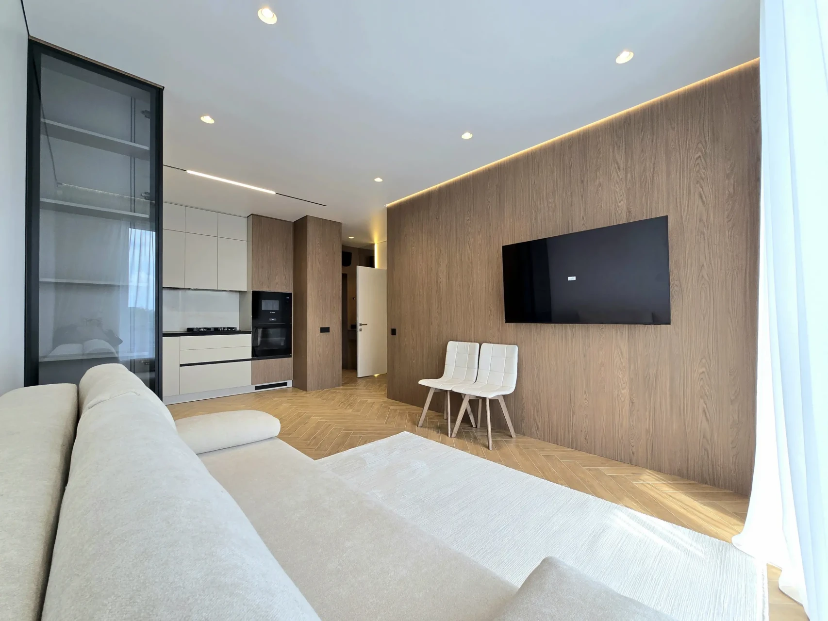 Оренда 1-кім. квартири 45 м.кв., в. В. Великого 10