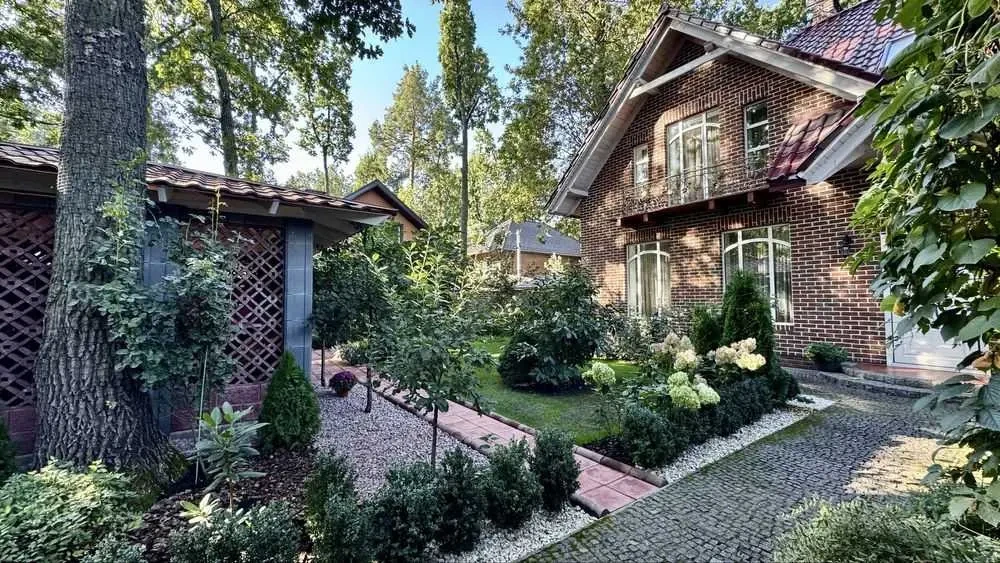 4-к будинок Бучанський, Ірпінь, Гоголя 2