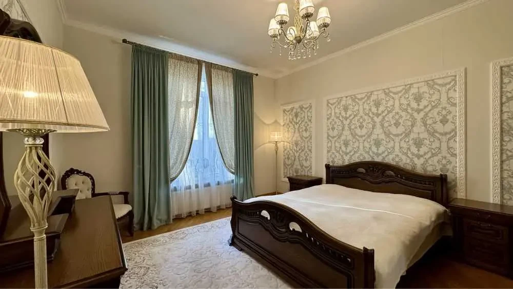 4-к будинок Бучанський, Ірпінь, Гоголя 12