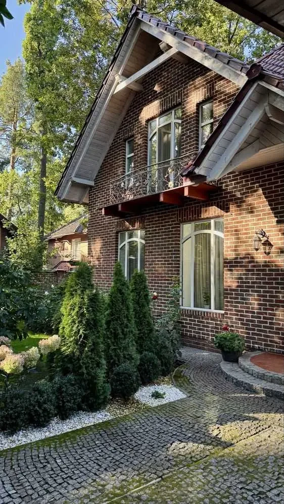 4-к будинок Бучанський, Ірпінь, Гоголя 19