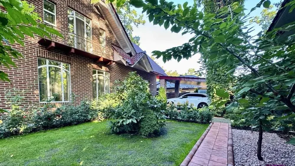 4-к будинок Бучанський, Ірпінь, Гоголя 22