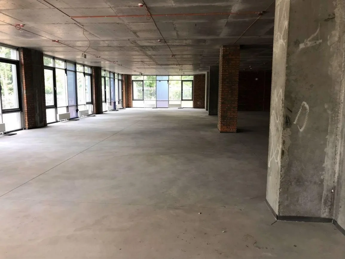 Оренда фасадного комерційного приміщення 950 м ЖК Park Avenue 3