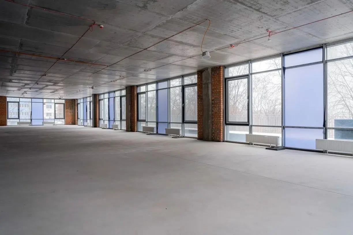 Оренда фасадного комерційного приміщення 950 м ЖК Park Avenue 2